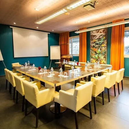 Hotel Le Safari Restaurant Carpentras
