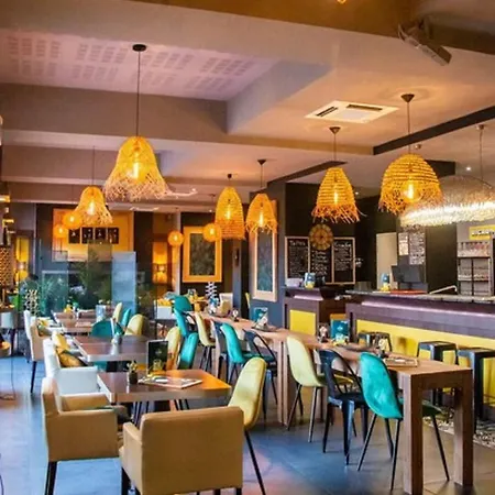 Le Safari Restaurant